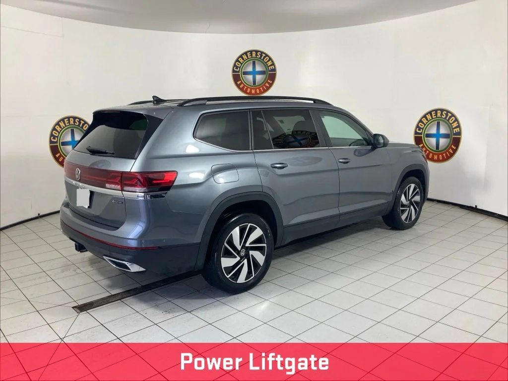 Used 2025 White Volkswagen 2.0T SE w/Technology image 20