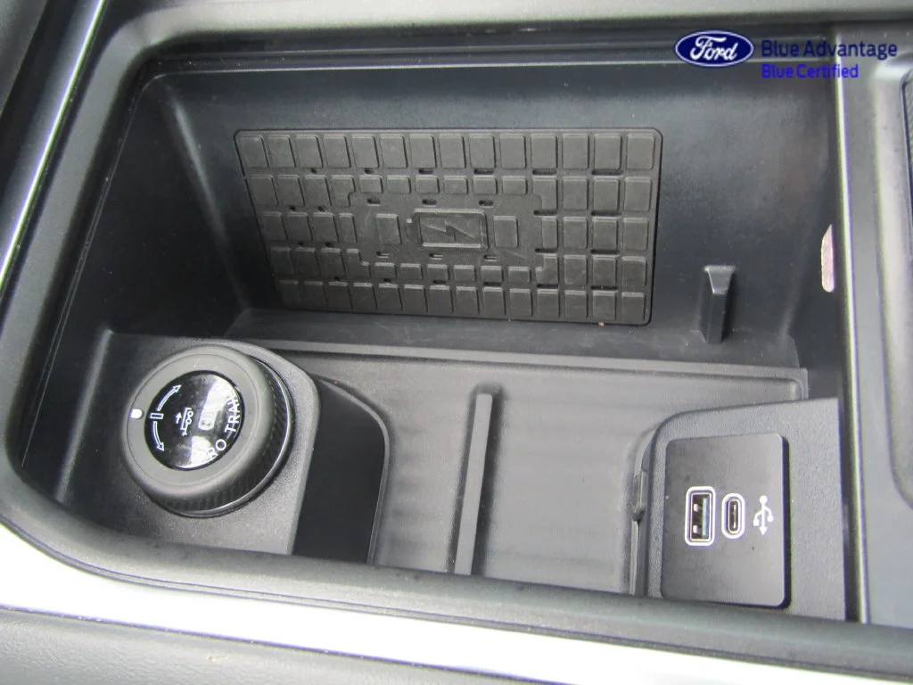 Certified Used 2025 Star White Ford Active image 34