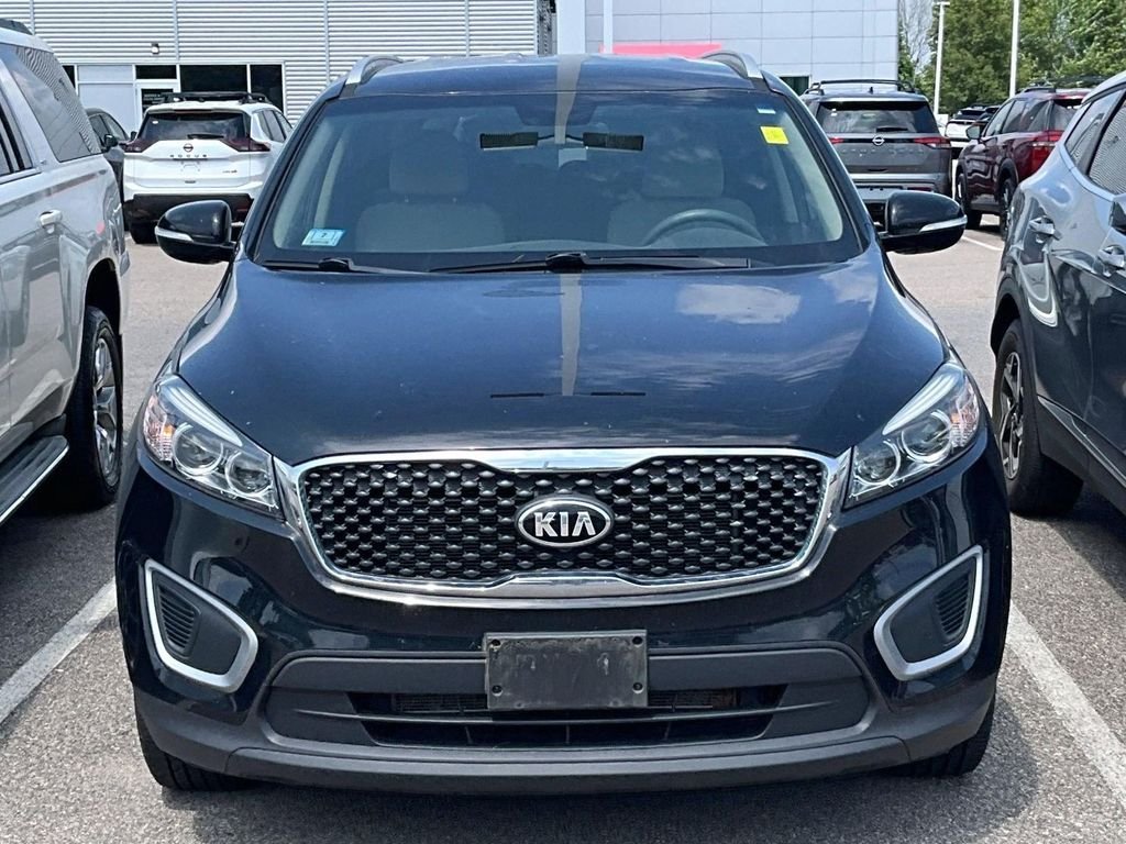 Used 2018 Black Kia LX image 2