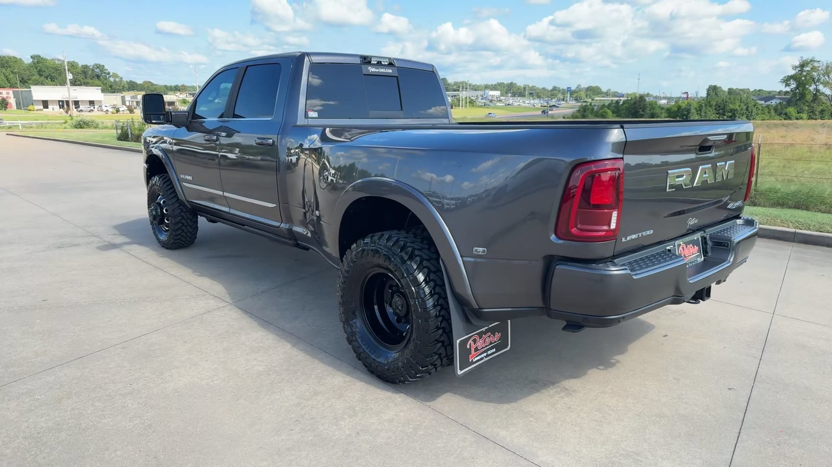 New 2025 Granite Crystal Metallic Clearcoat Ram Limited image 6