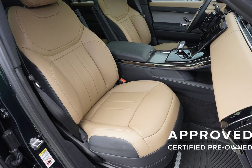 Certified Used 2026 Green Land Rover Dynamic SE image 24