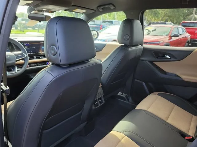 2027 Chevrolet Equinox ACTIV - Photo 12