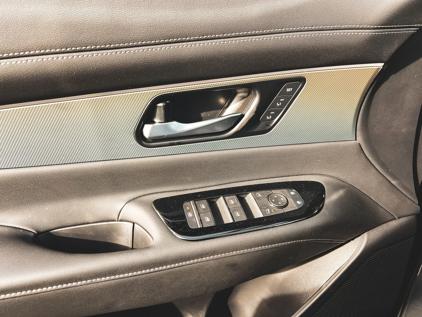 2026 Nissan Murano SL - Photo 13