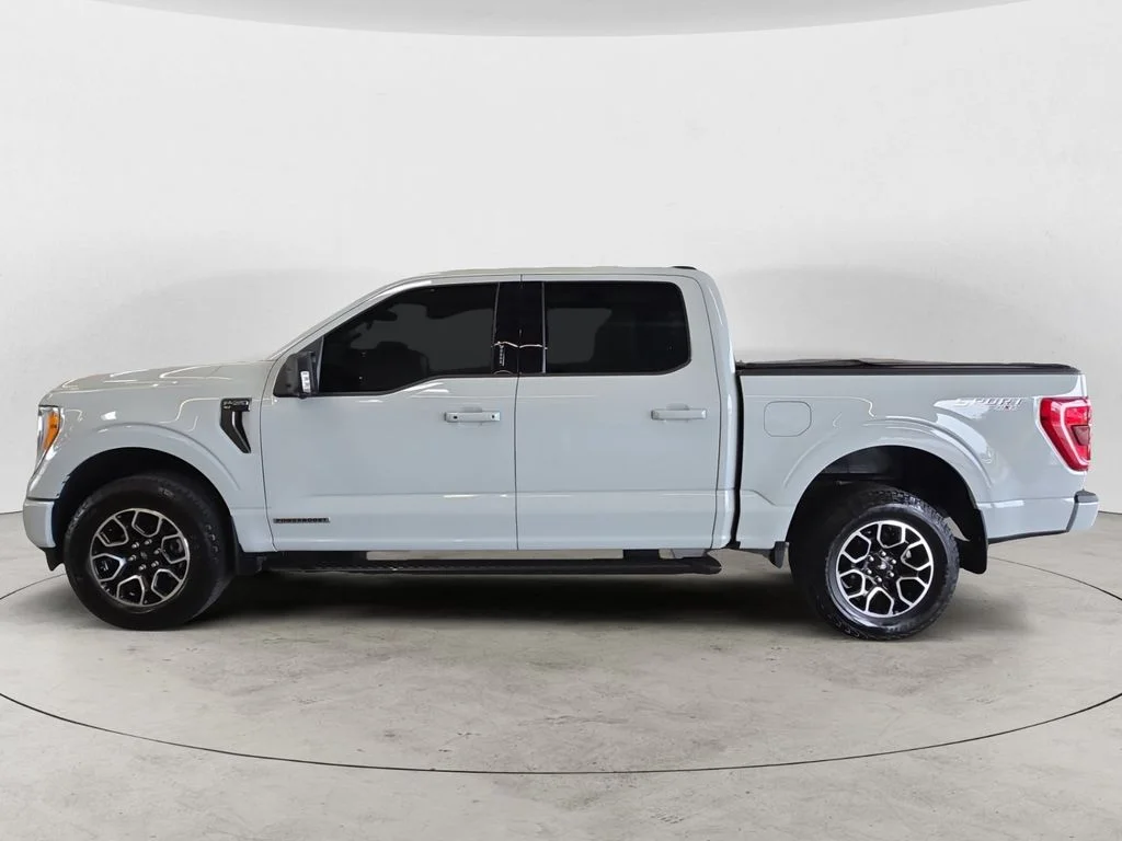 Used 2023 White Ford XLT image 8