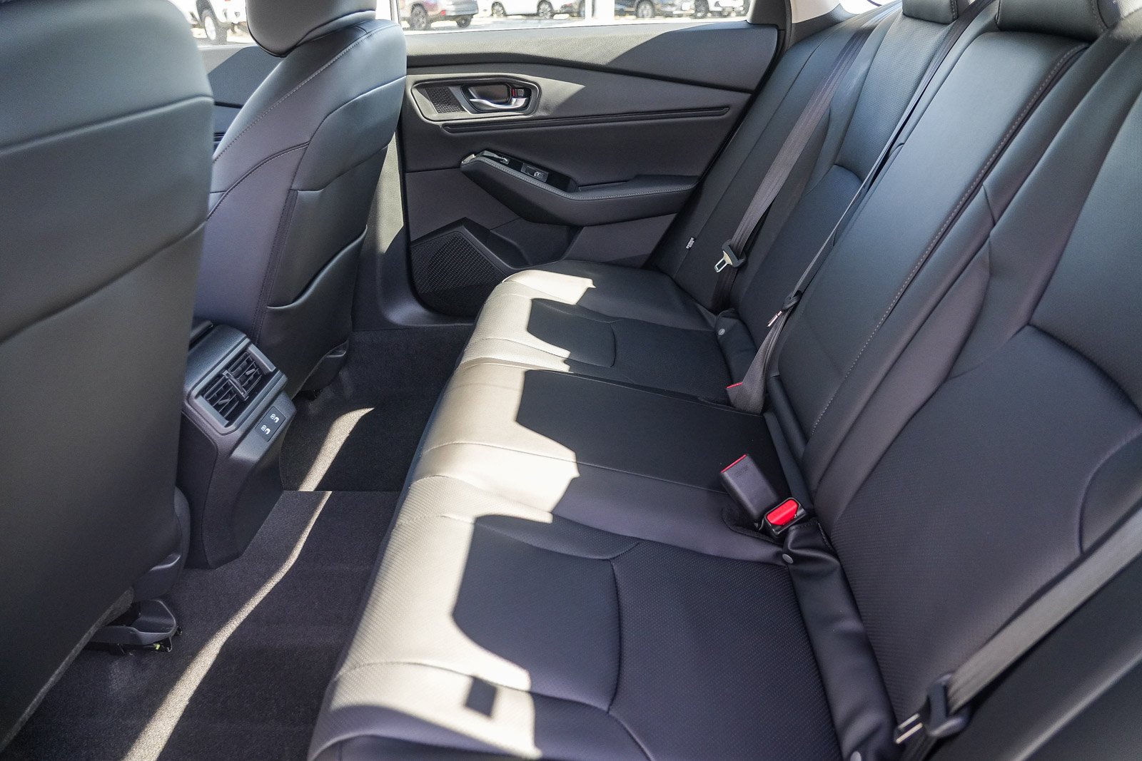 New 2026 Urban Gray Pearl Honda Touring image 21