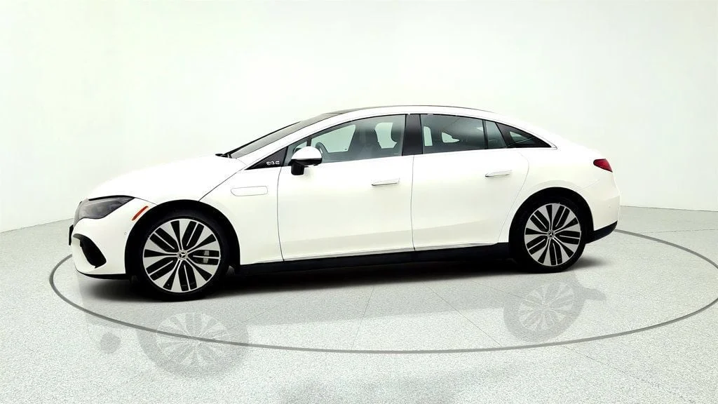 Used 2023 Polar White Mercedes-Benz EQE 350 4MATIC®+ Sedan w/ Driver Assistance & DIGITAL LIGHT image 8