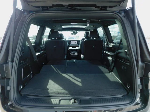 New 2026 High Gloss Black Exterior Paint Jeep Limited Altitude image 38