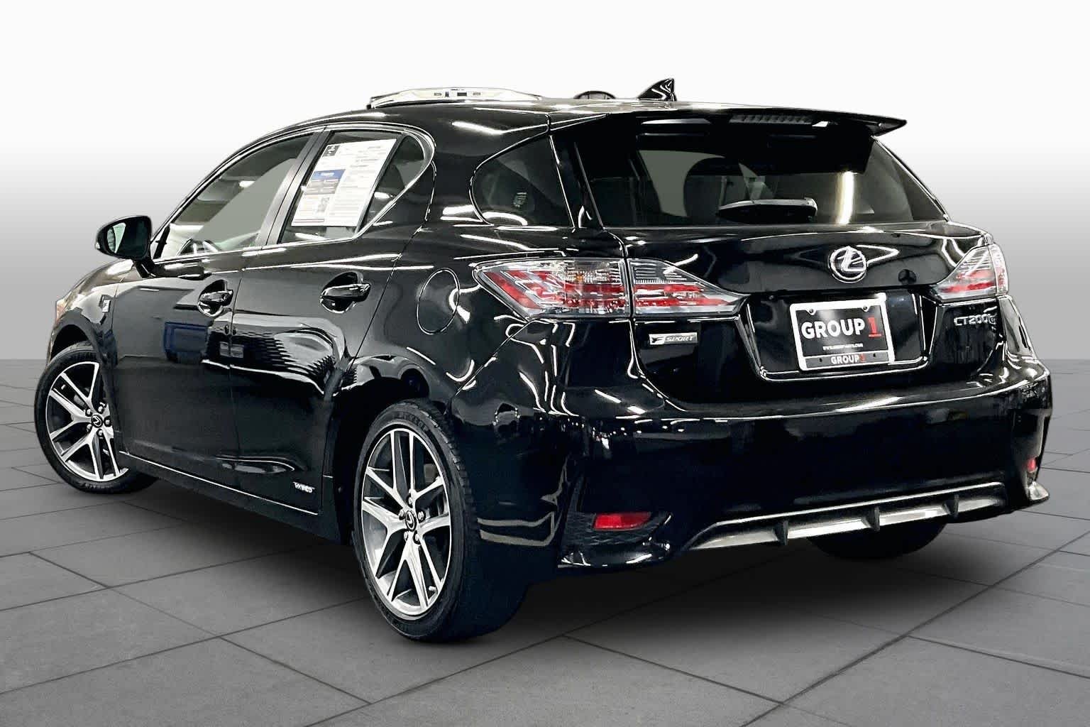 Used 2017 Obsidian Lexus  image 11