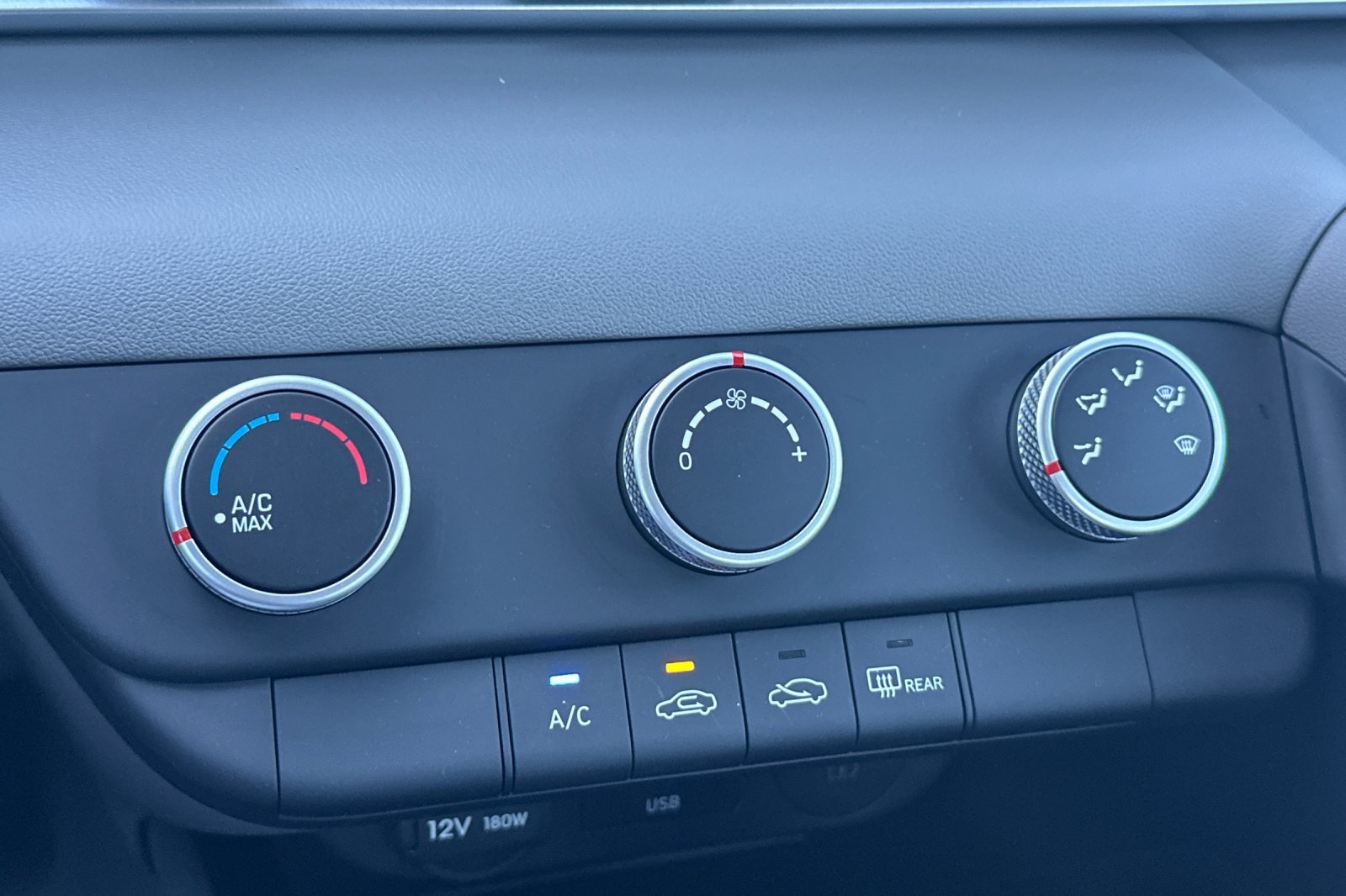 New 2026 Ecotronic Gray Hyundai SE image 38