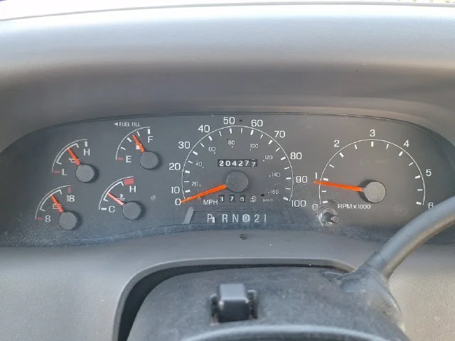 Used 2000 Black Ford  image 12