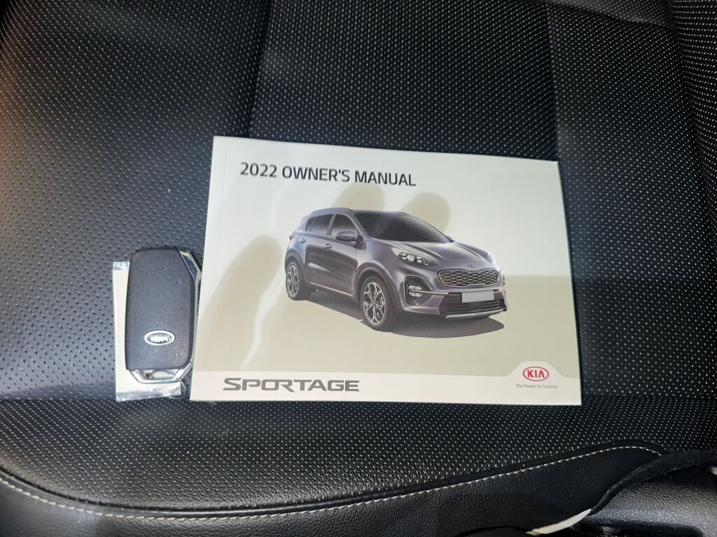 Certified Used 2022 Hyper Red Kia SX Turbo image 4