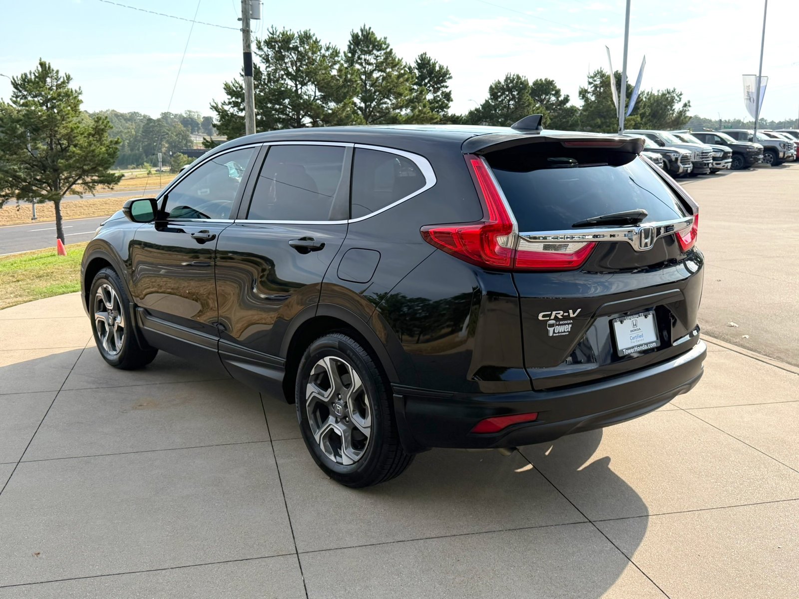 Certified Used 2017 Crystal Black Pearl Honda EX image 4