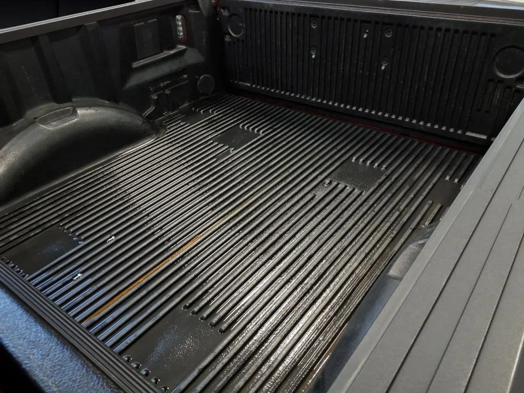 Used 2019 Red Ford XLT image 29