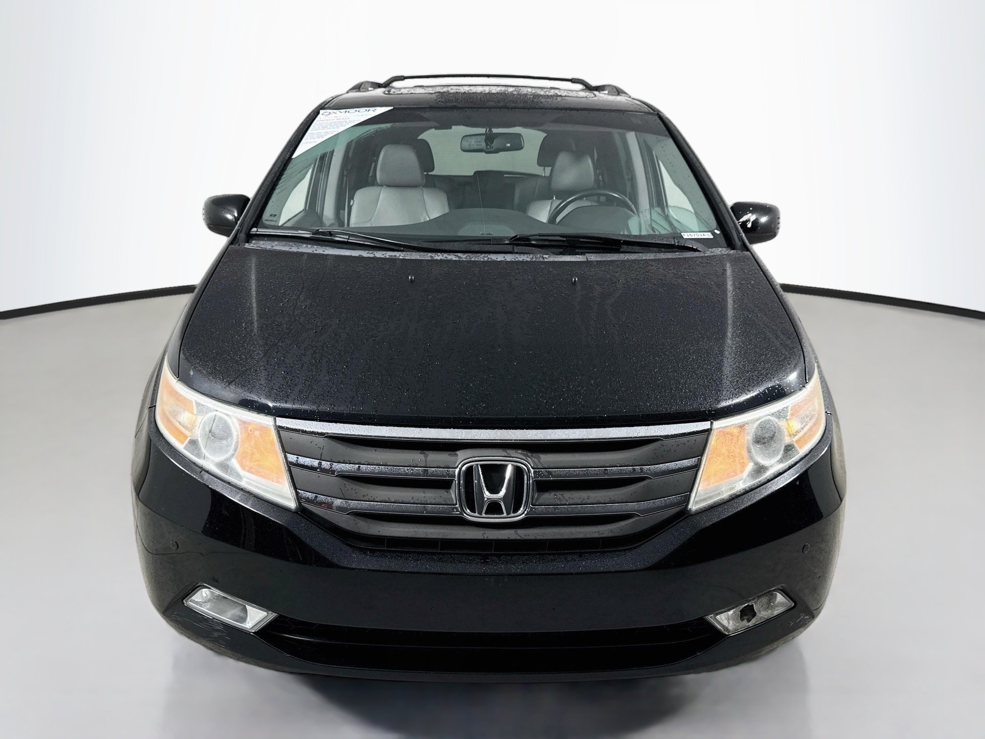 Used 2013 Crystal Black Pearl Honda Touring image 2
