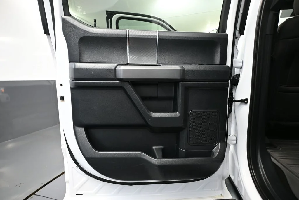 Used 2020 White Ford XLT image 39