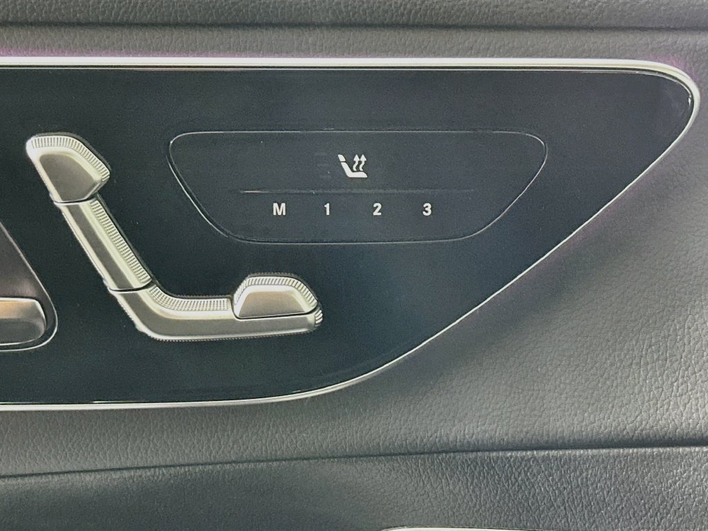 Used 2026 Gray Mercedes-Benz GLC 300 image 19