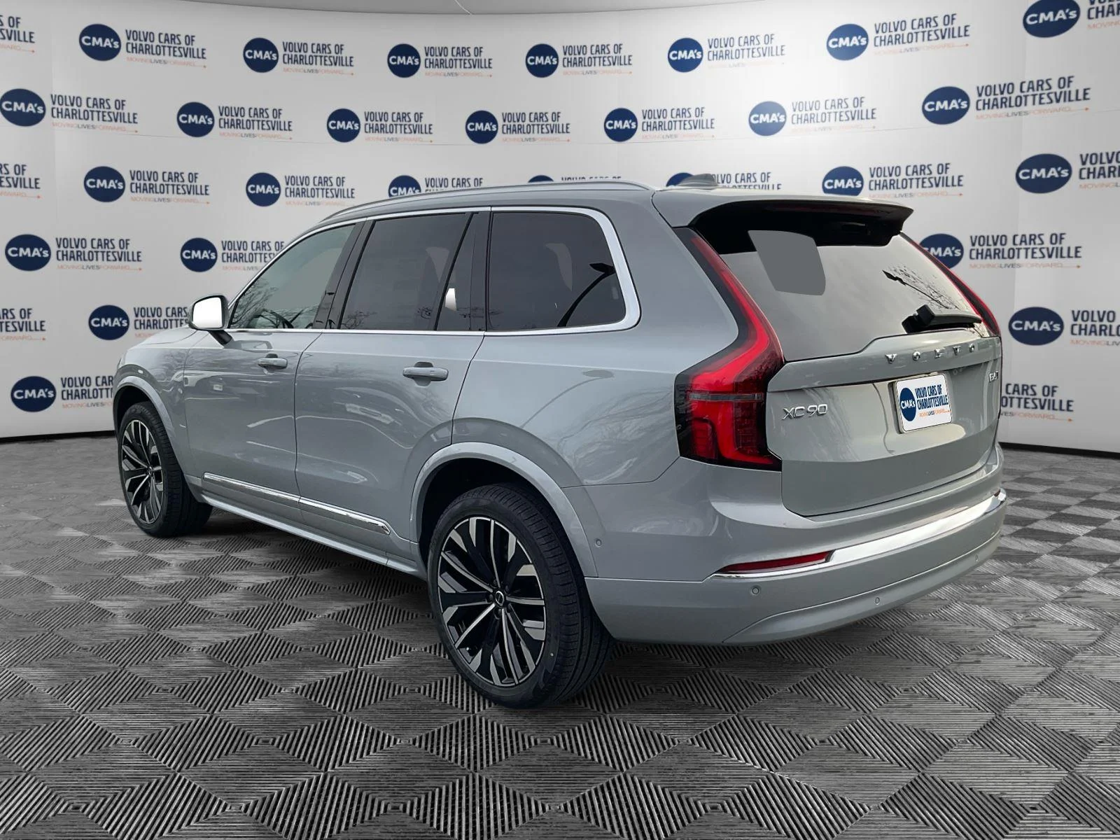 New 2026 Vapour Grey Metallic Volvo Ultra image 3