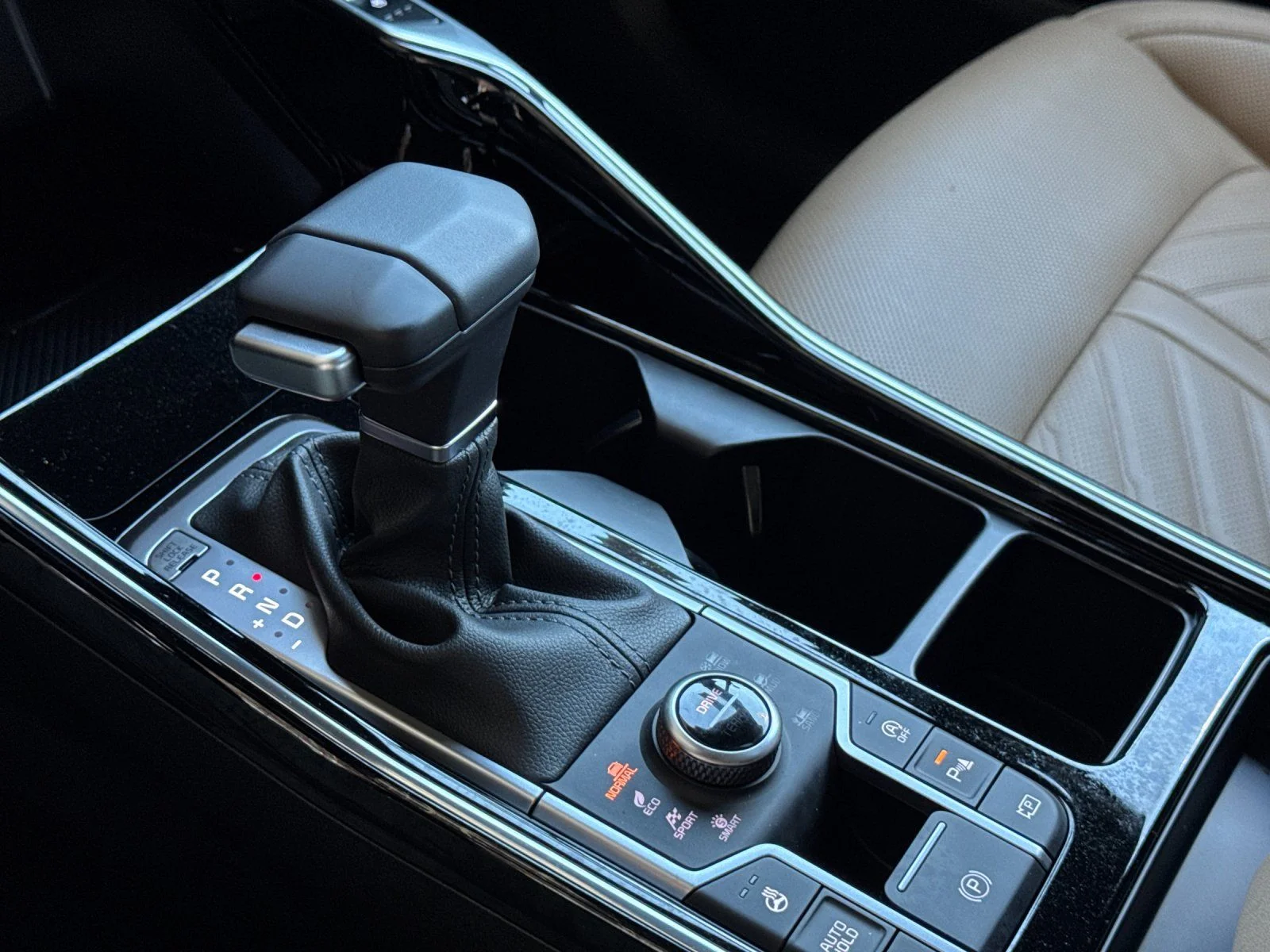 2026 Kia Sorento X-Pro SX Prestige - Photo 26