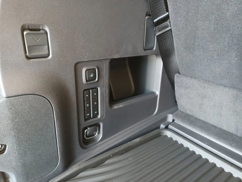 2025 Ford Expedition Active - Photo 19