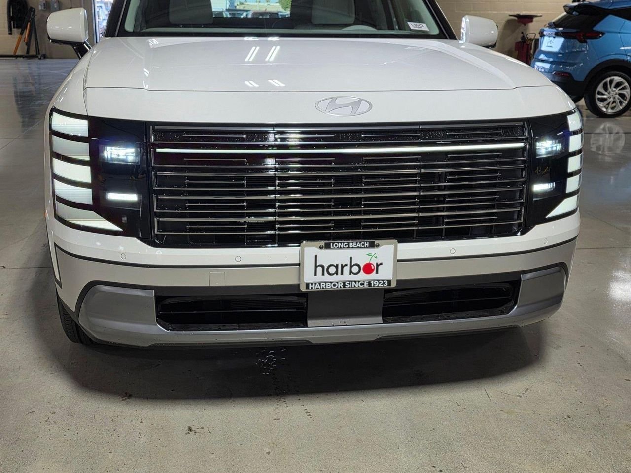 New 2026 Creamy White Pearl Hyundai SEL AWD image 9
