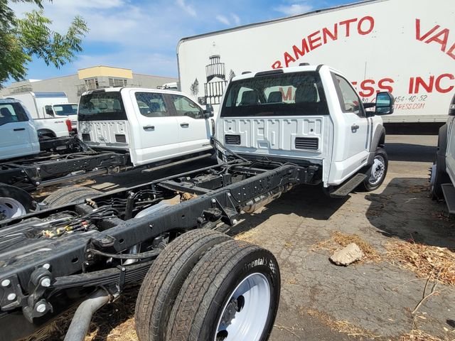 2024 Ford F-550 Super Duty Chassis Cab XL - Photo 33