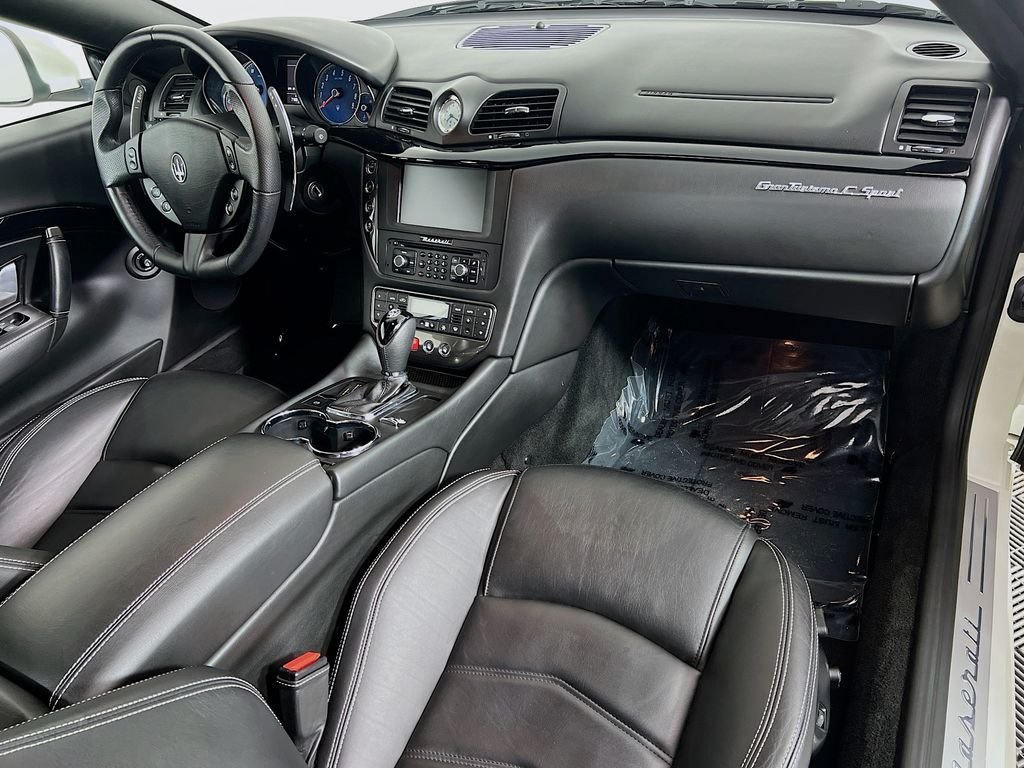 Used 2016 White Maserati Sport image 28