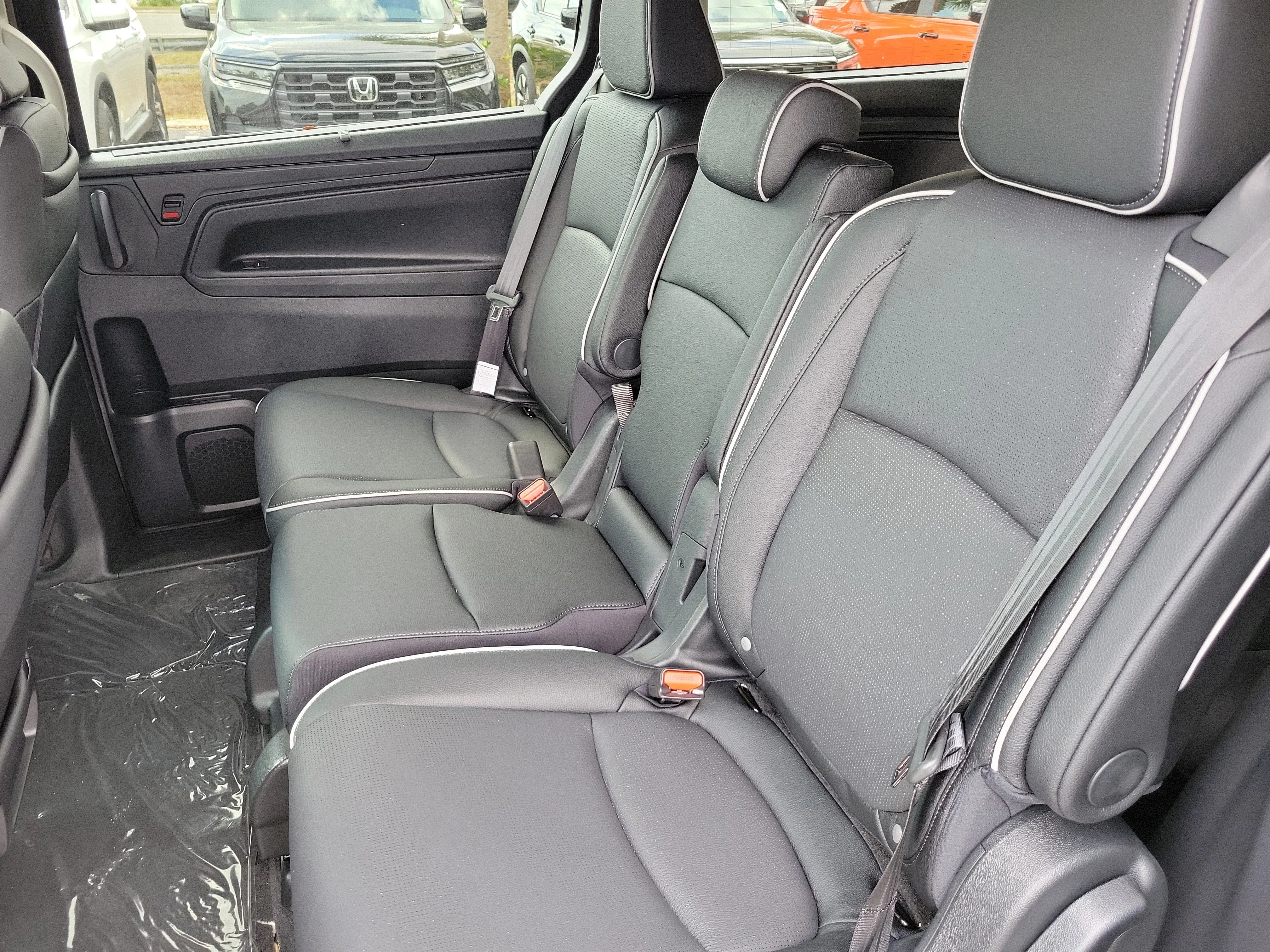 2026 Honda Odyssey Elite - Photo 17