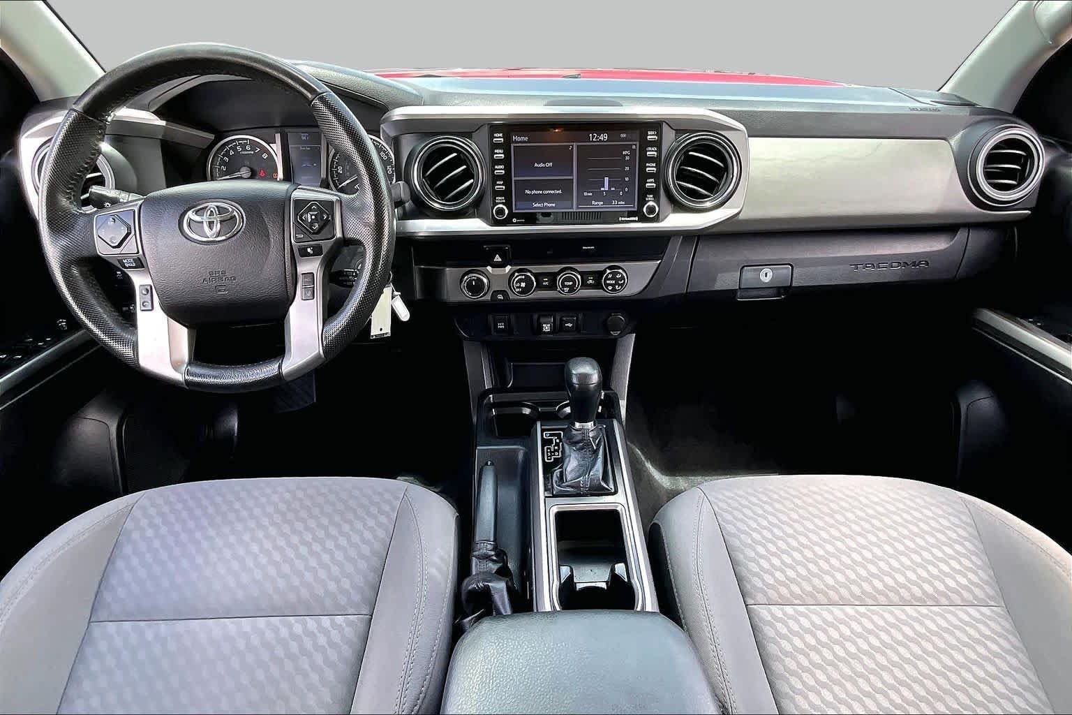 Used 2020 Barcelona Red Metallic Toyota SR5 image 15