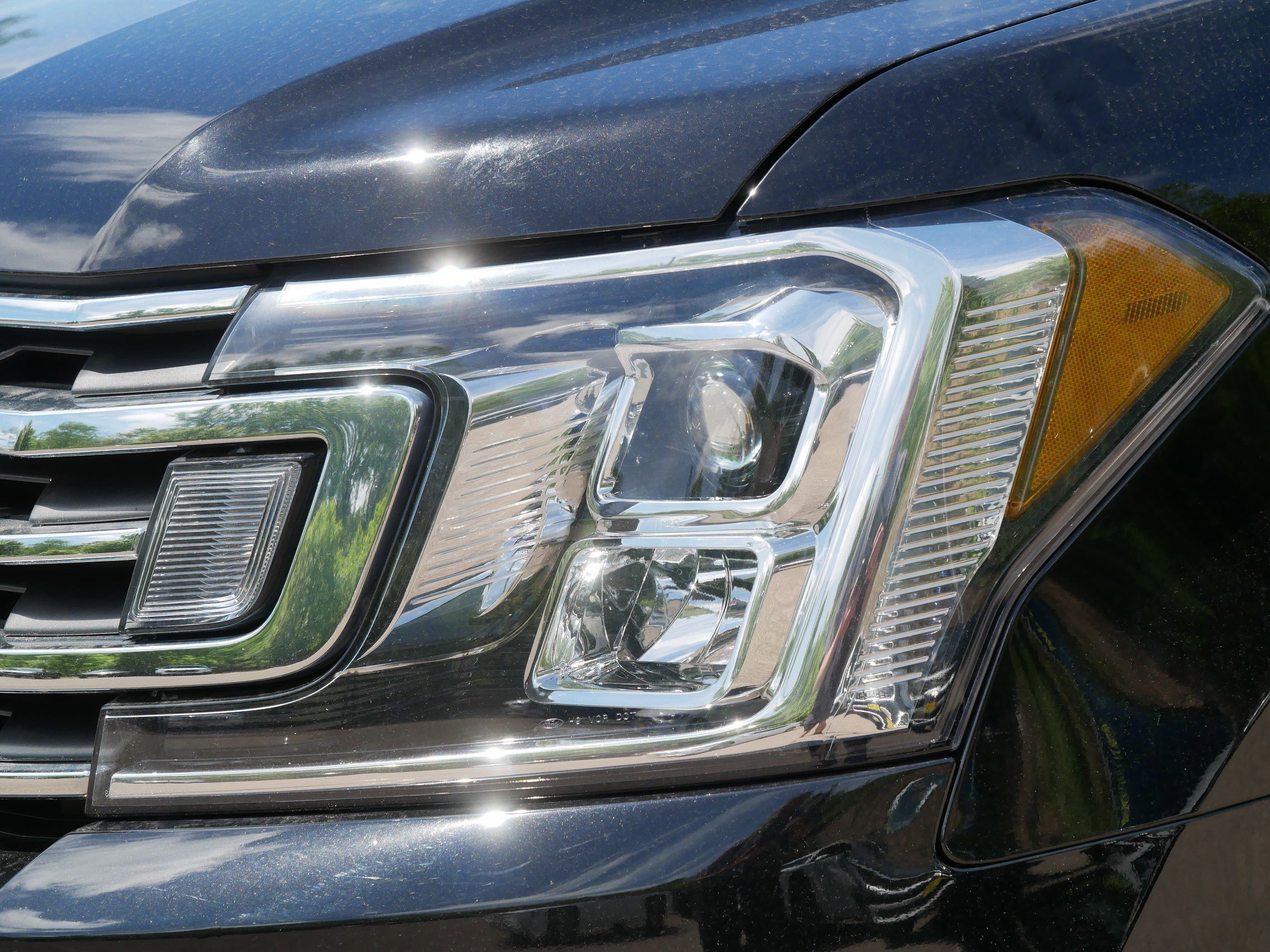 Used 2021 Agate Black Metallic Ford XLT image 16