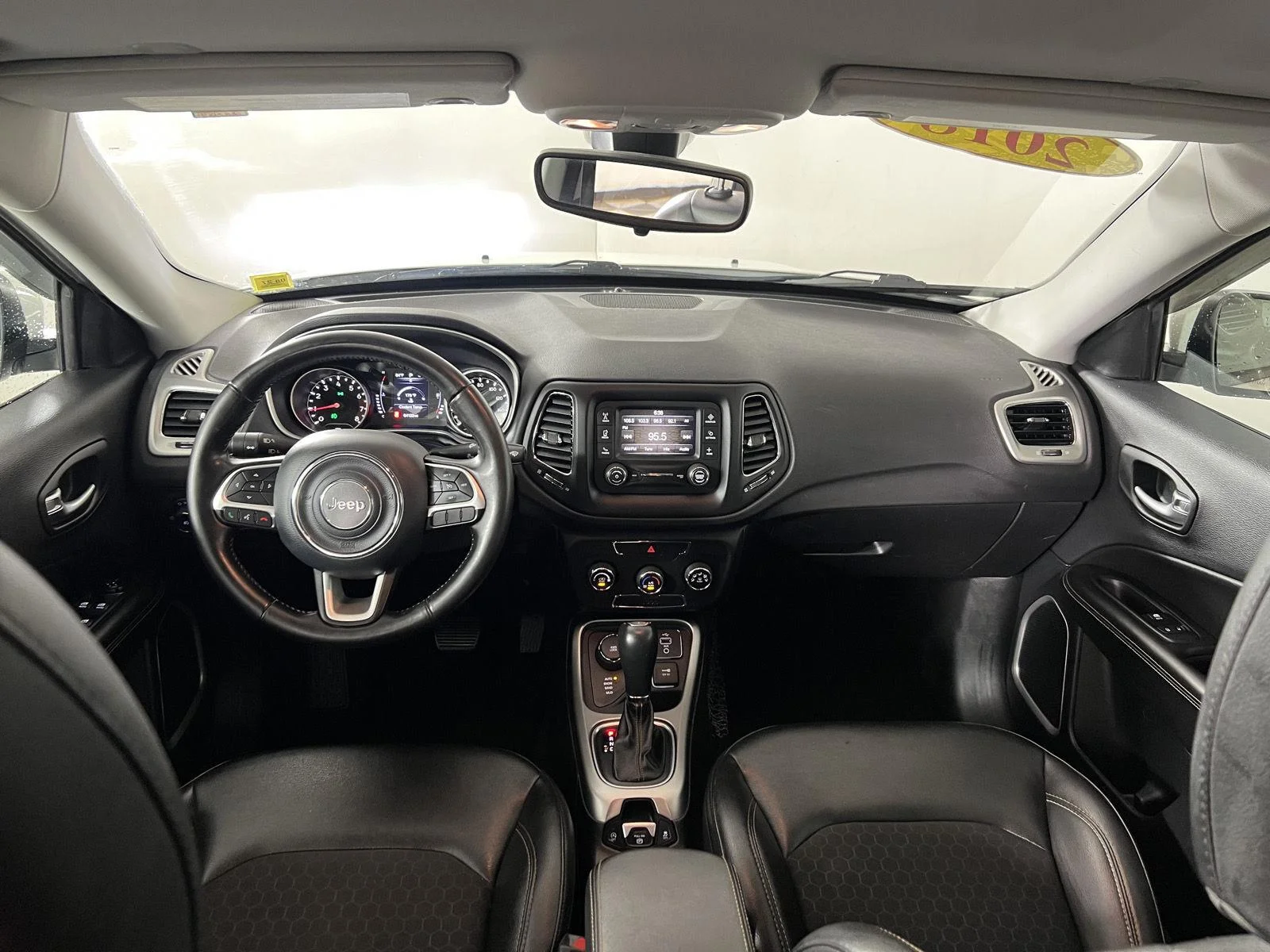 Used 2018 White Clearcoat Jeep Latitude image 12