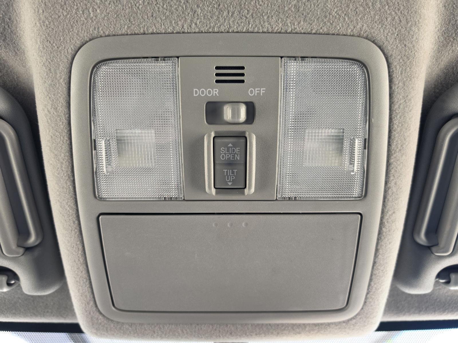 Used 2012 Classic Silver Metallic Toyota Limited image 38