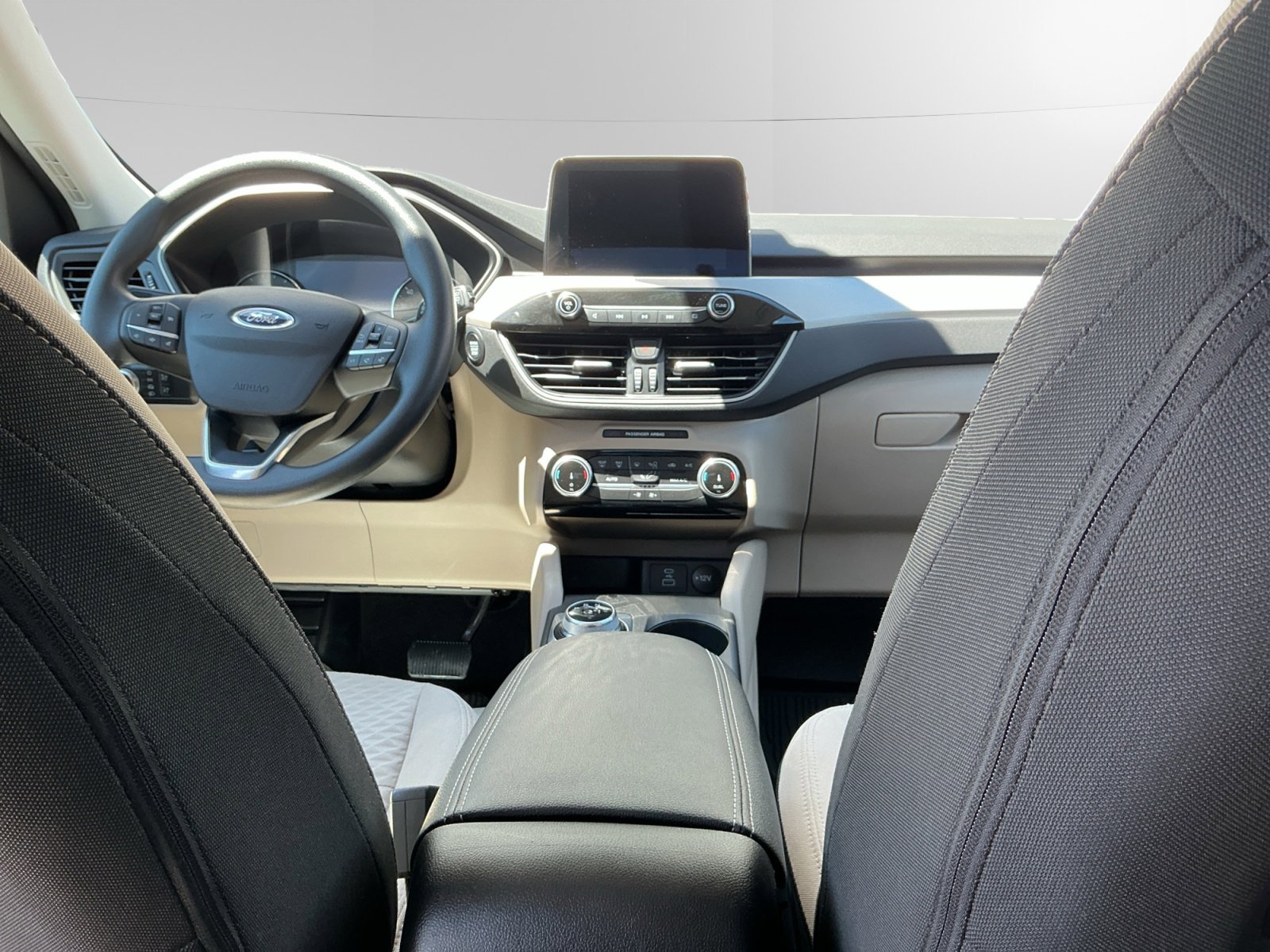 Used 2022 Blue Ford SE Hybrid image 10