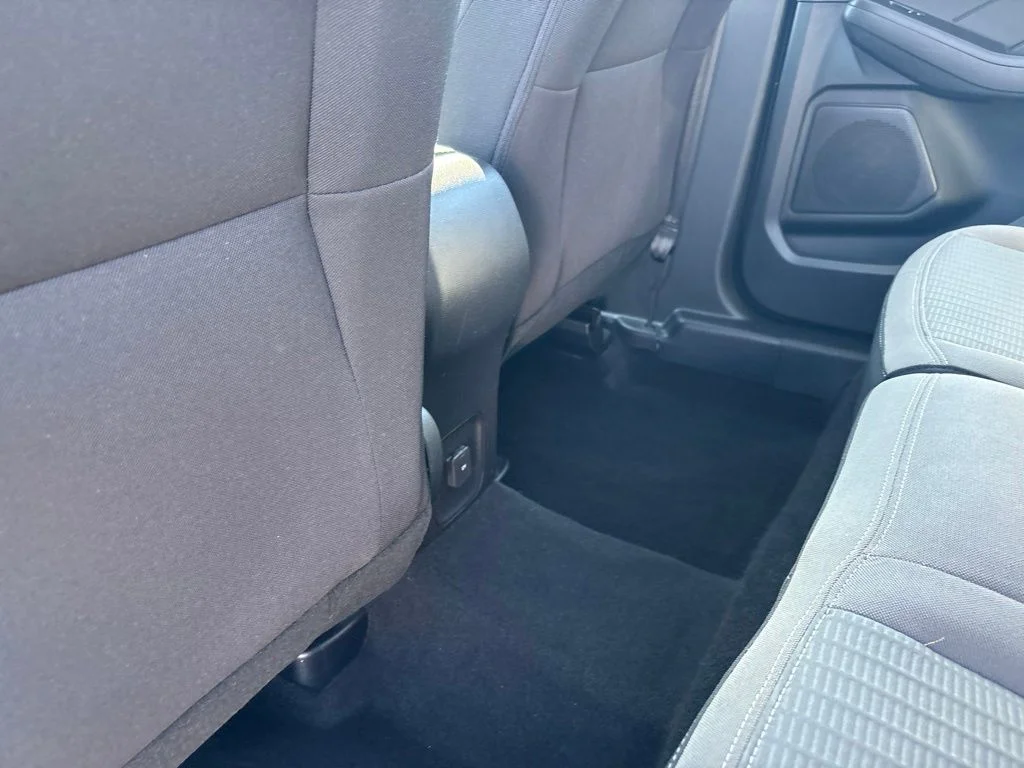 Used 2021 Blue Ford S image 31