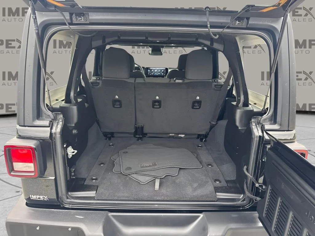 Used 2025 Black Jeep Sport S image 29
