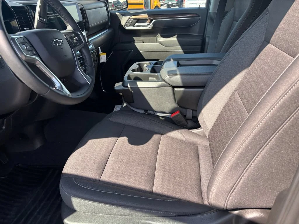 Used 2025 Black Chevrolet RST image 13