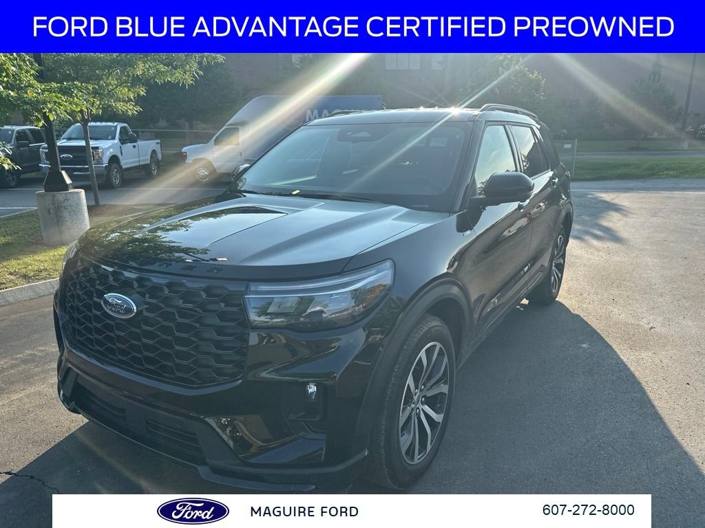 Used 2025 Black Metallic Ford ST-Line image 11