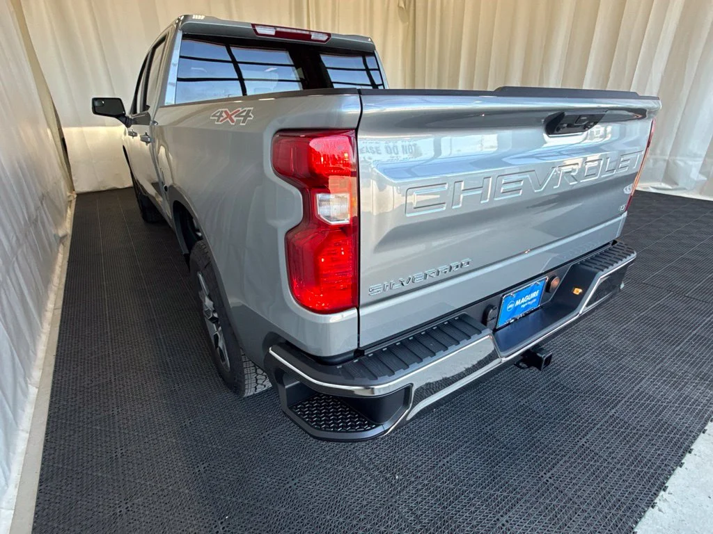 New 2026 Gray Chevrolet LT image 6