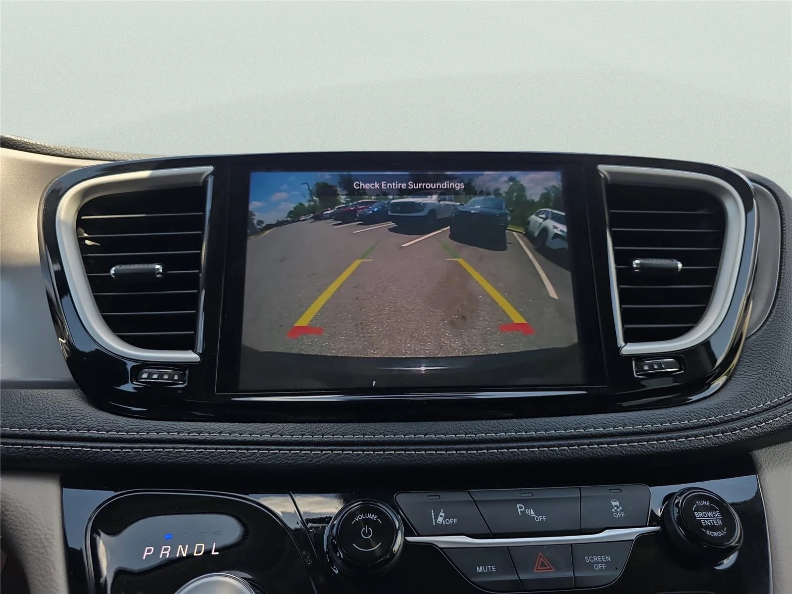 Used 2024 Black Chrysler Hybrid Select image 36