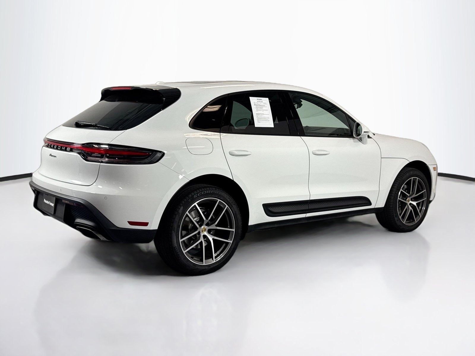 Used 2025 White Porsche  image 9