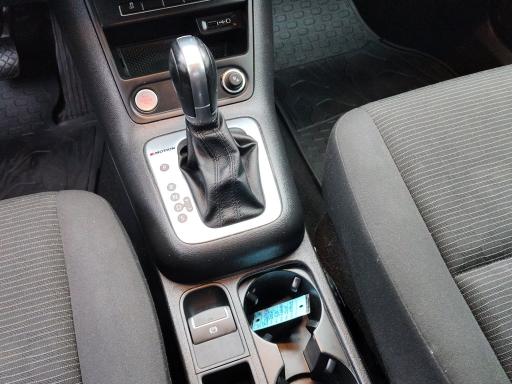 2017 Volkswagen Tiguan S - Photo 32