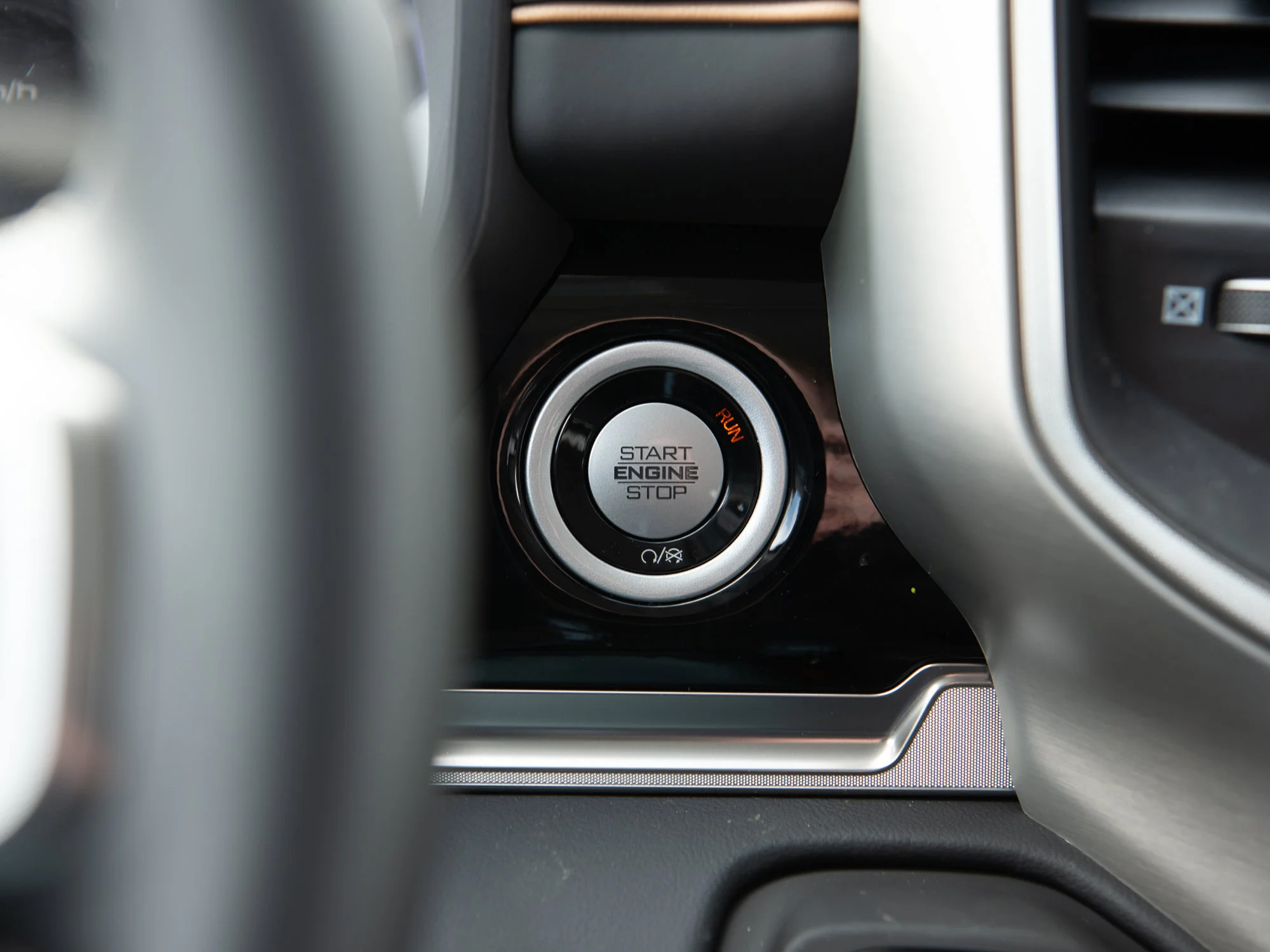 New 2026 White RAM Tungsten* image 20