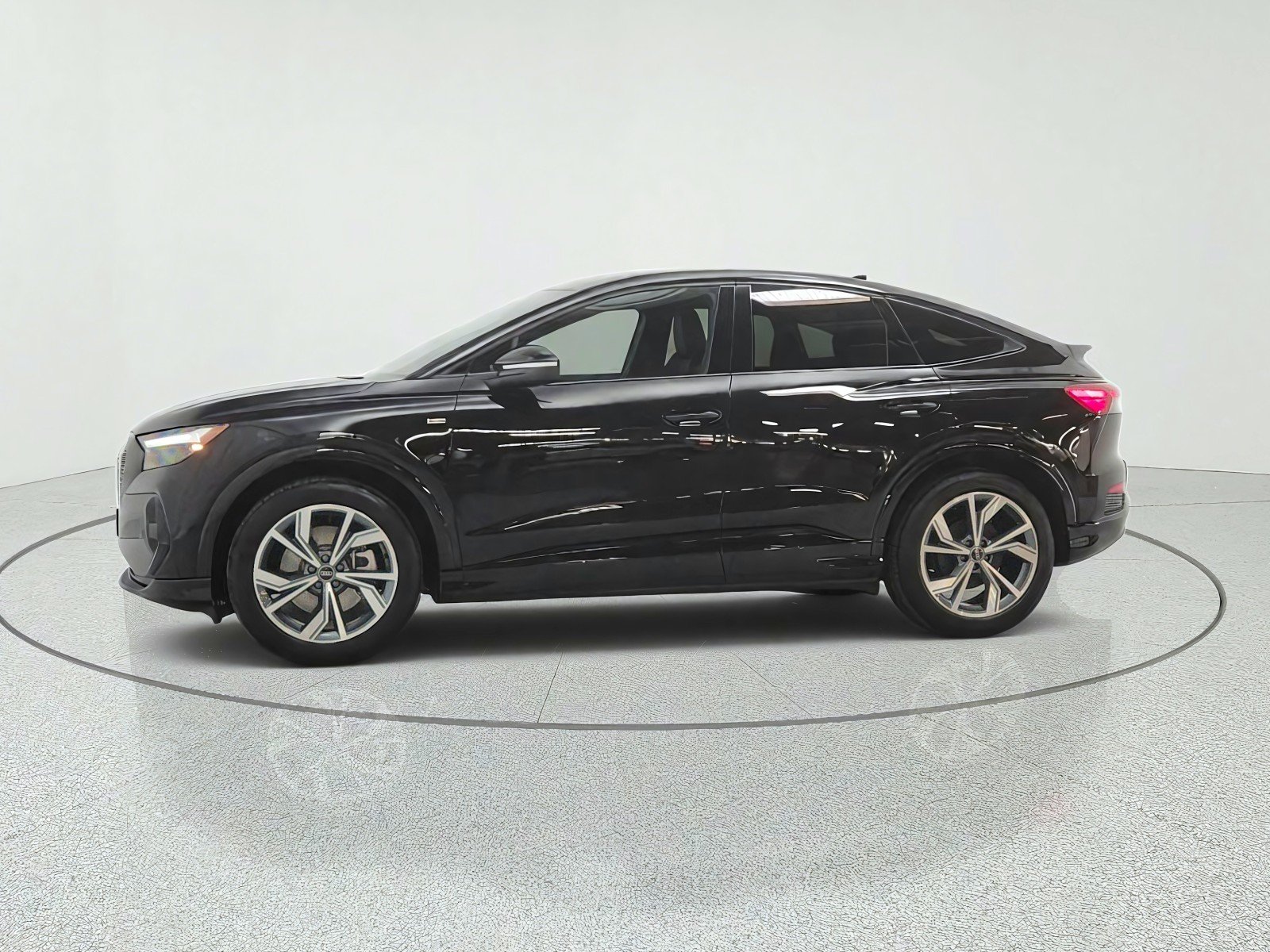 Used 2024 Mythos Black Metallic Audi Premium Plus image 8