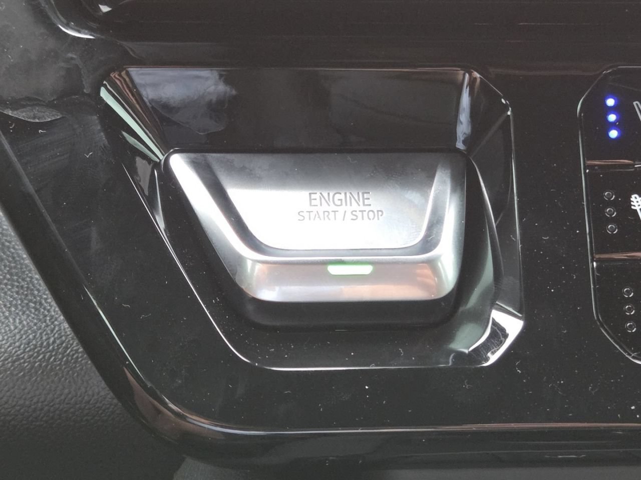 New 2026 Onyx Black GMC AT4 image 14