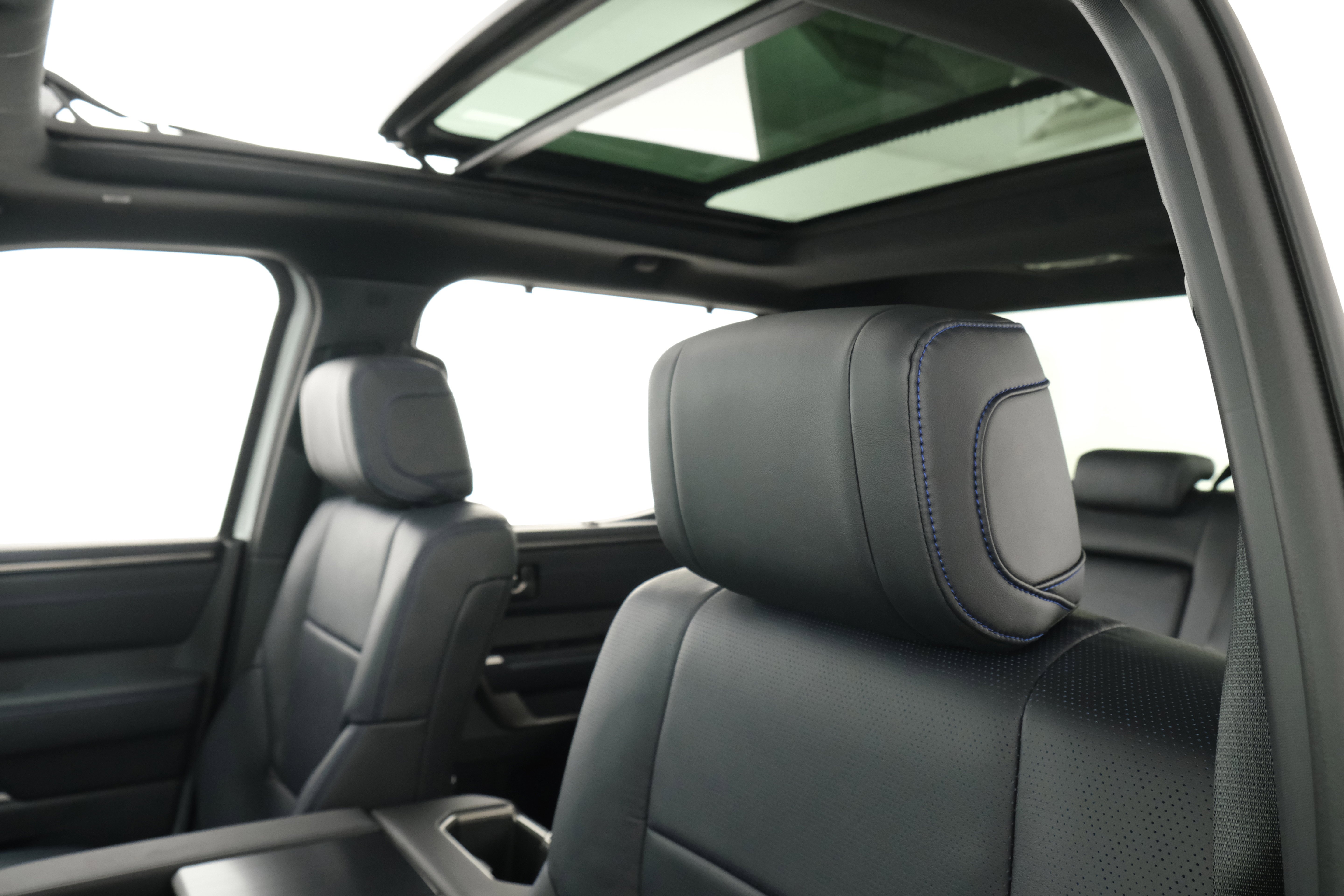 2026 Toyota Tundra Platinum - Photo 31