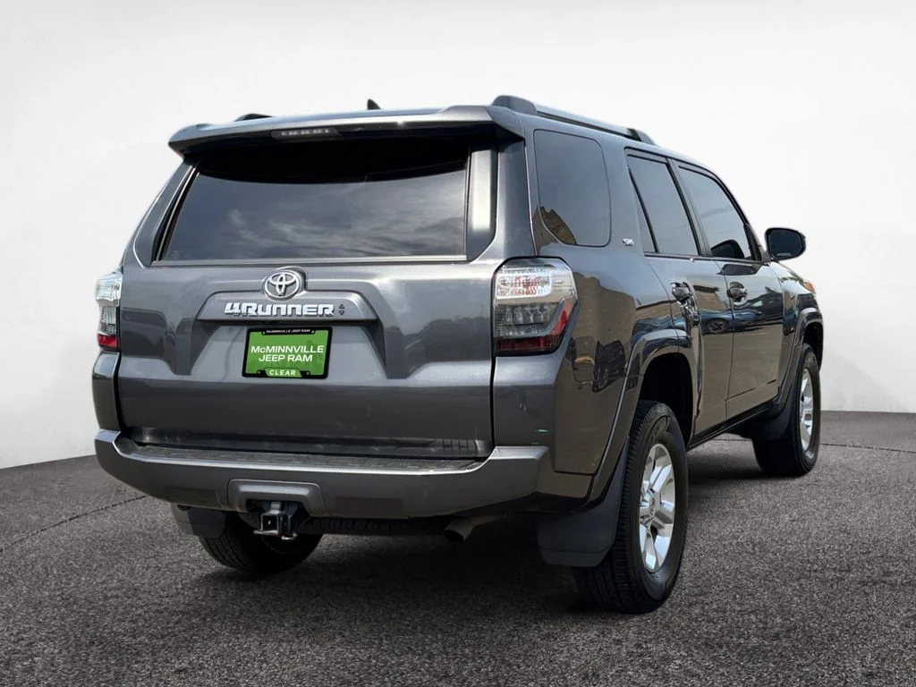 Used 2021 Gray Toyota SR5 image 5