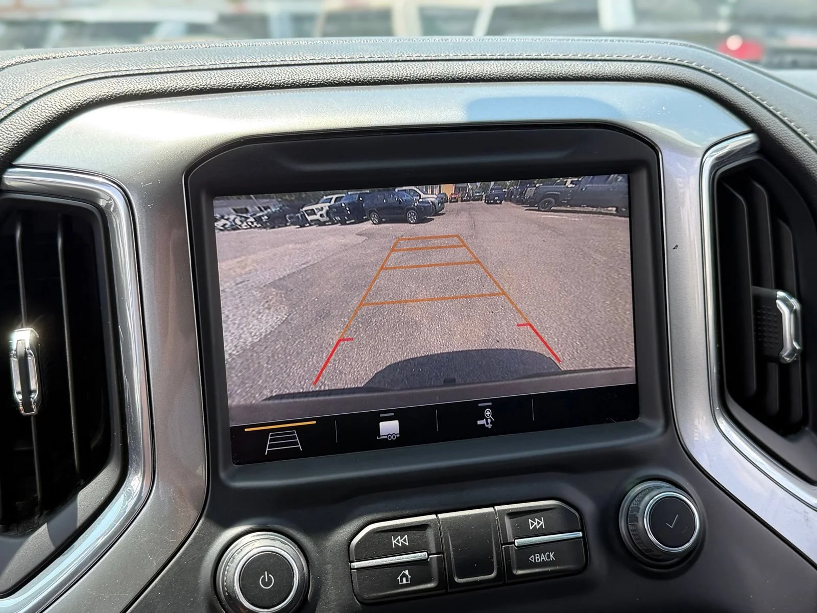 Used 2019 BLACK Chevrolet RST image 26