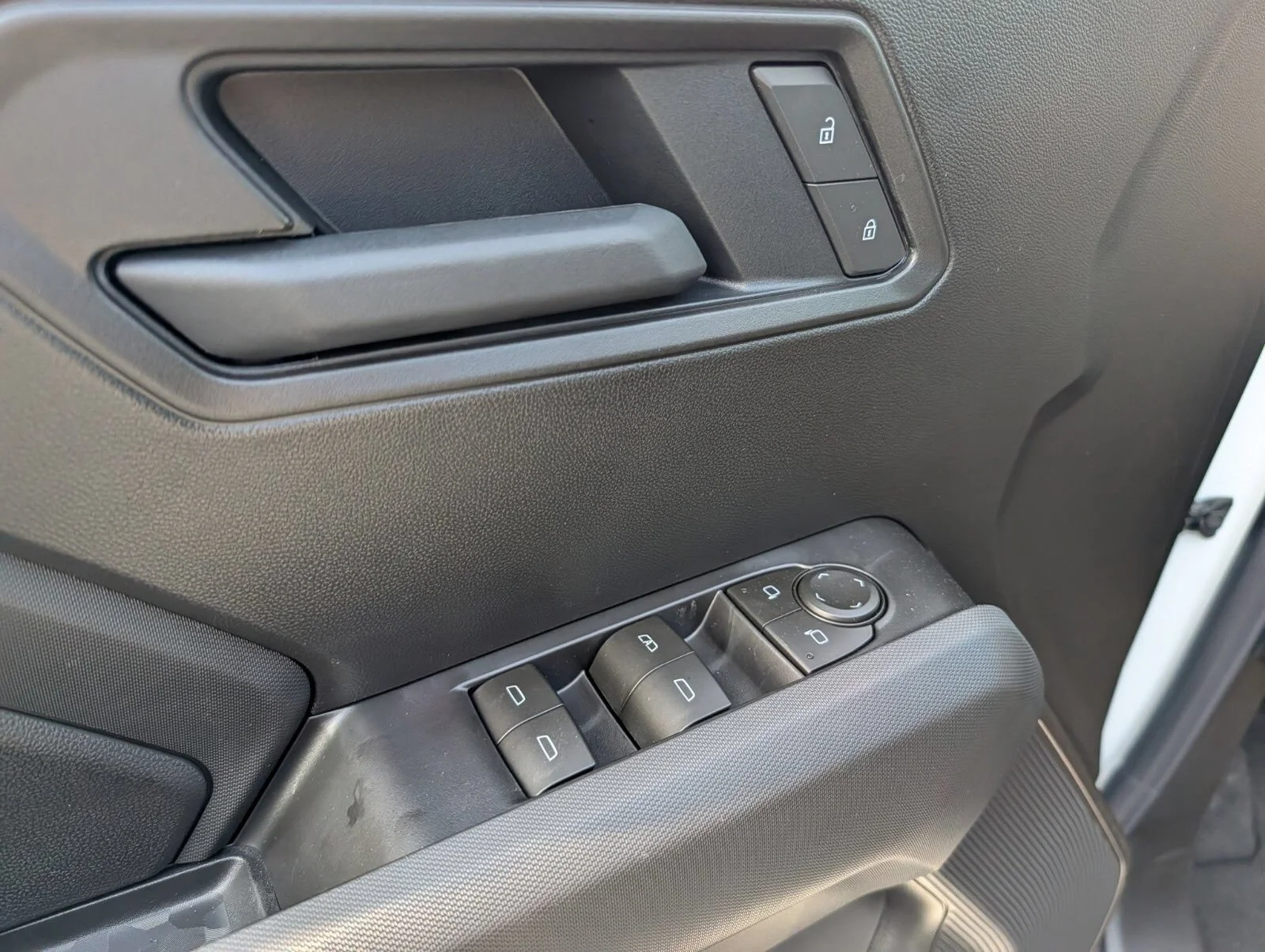 2026 Chevrolet Colorado Trail Boss - Photo 30