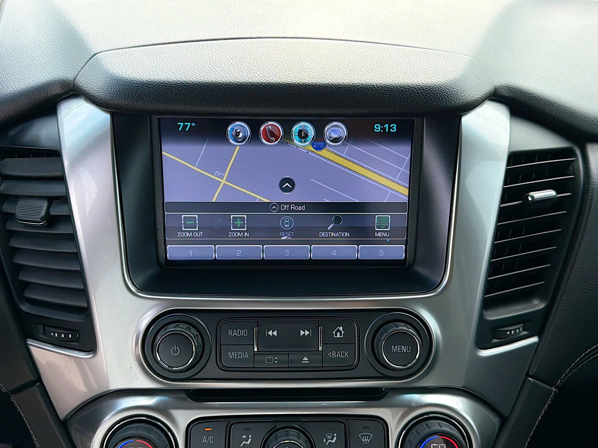 Used 2020 Summit White Chevrolet LT image 31