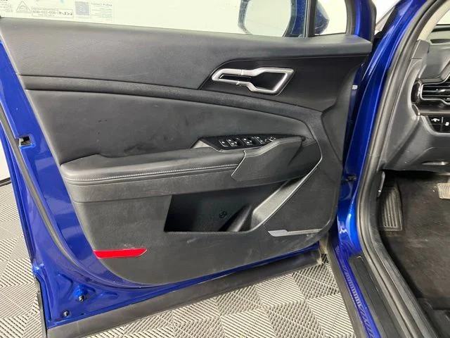 Used 2023 Sapphire Blue Kia EX image 13