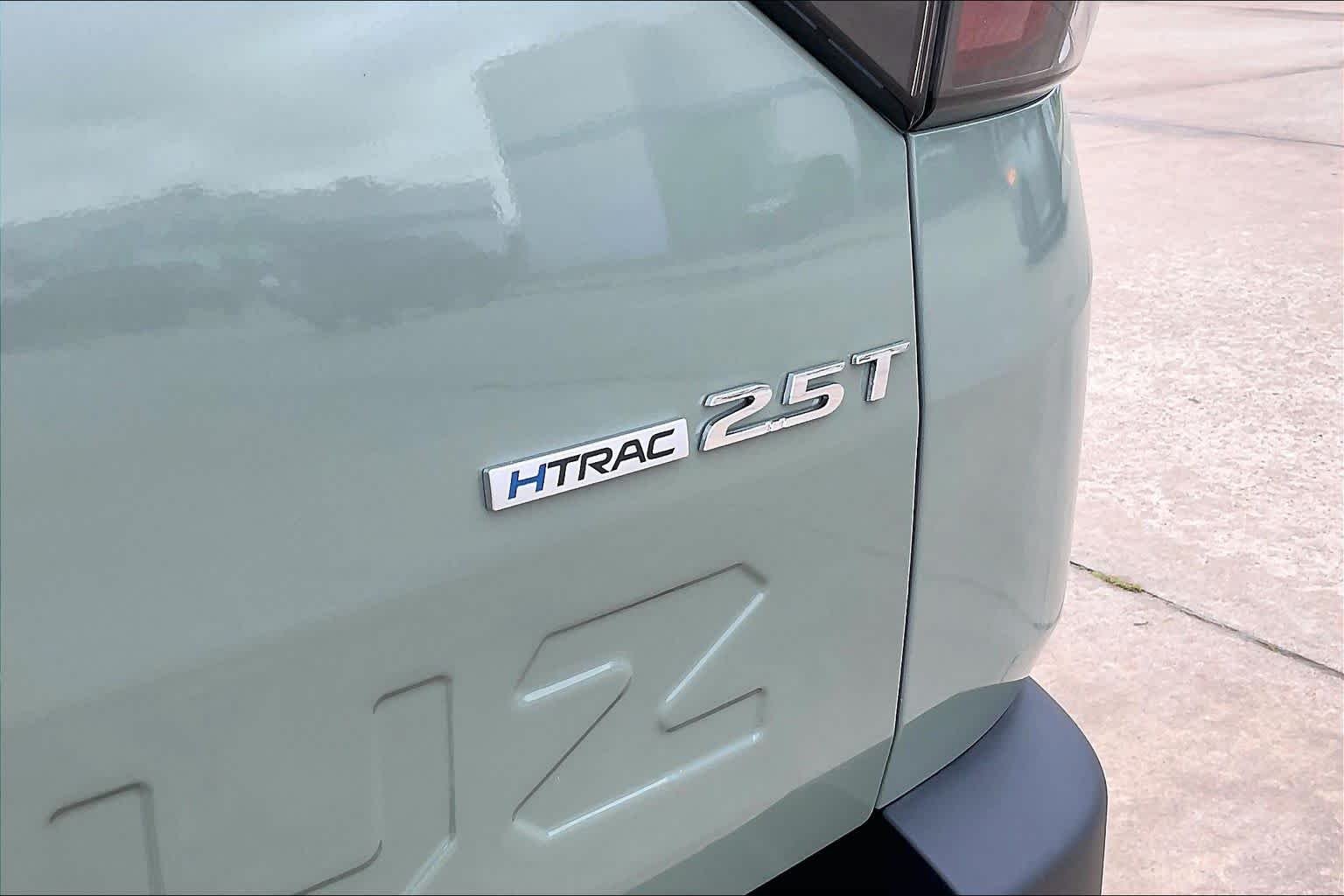 Used 2024 Sage Gray Hyundai Limited image 10